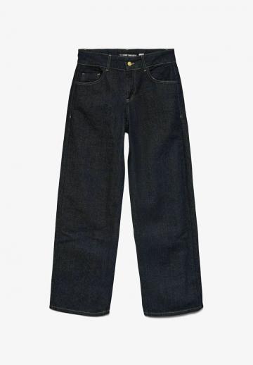 Свободные джинсы