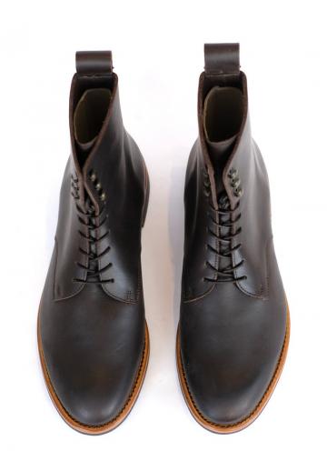 Ботинки на шнуровке