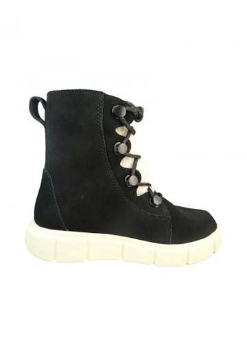 Зимние ботинки