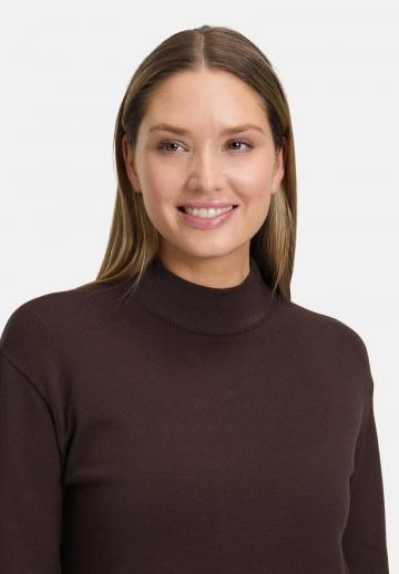 Вязаное платье