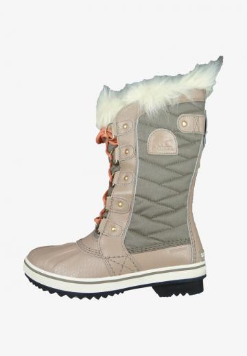 Зимние ботинки