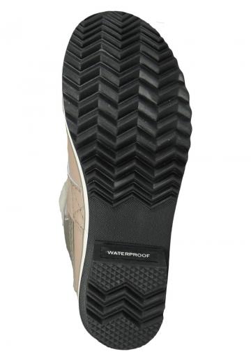 Зимние ботинки