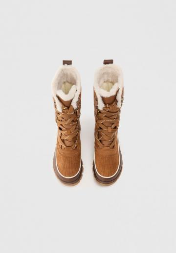 Сапоги на шнуровке