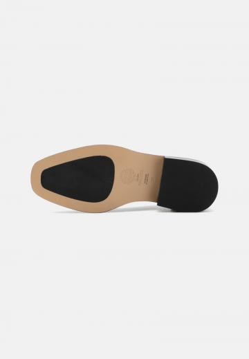 Туфли на танкетке