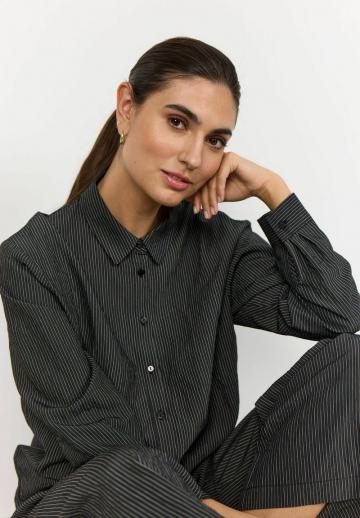 Длинная блузка