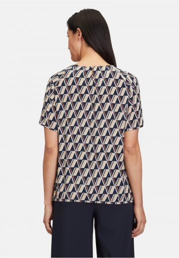 Атласная блузка