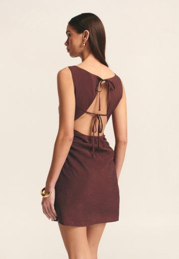 Короткое платье