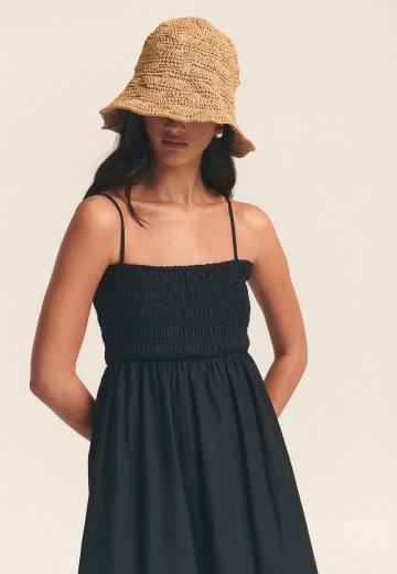 Платье без бретелек