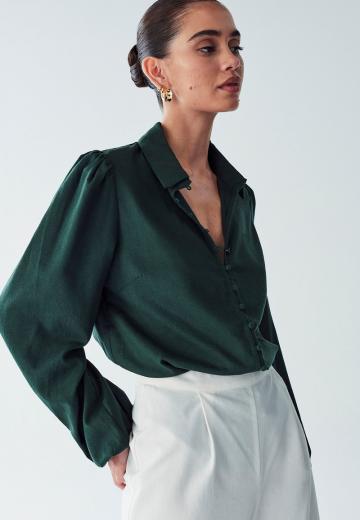Атласная блузка