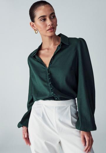 Атласная блузка