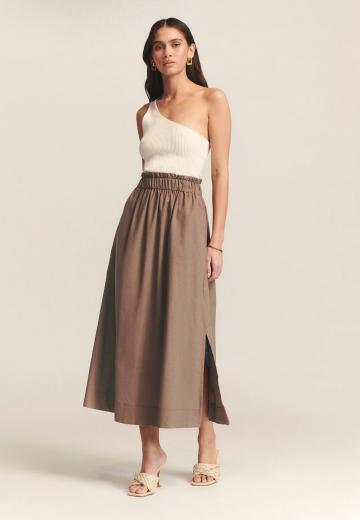 Юбка с накладными карманами