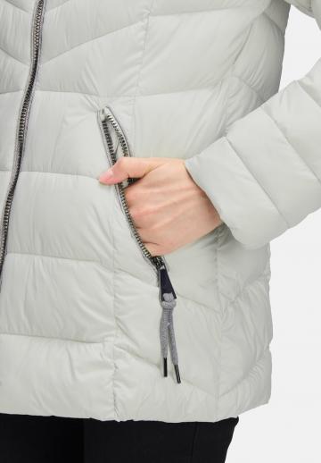 Зимняя куртка