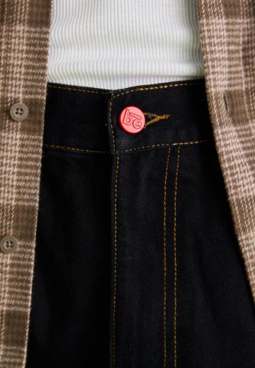 Прямые джинсы