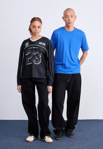 Свободные джинсы