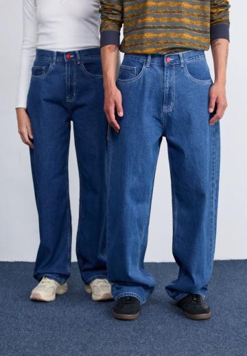 Свободные джинсы