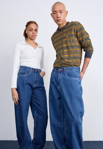 Свободные джинсы