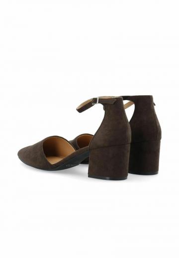 Туфли с ремешком