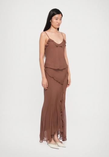 Топ на бретельках