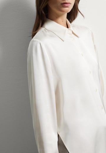 Атласная блузка