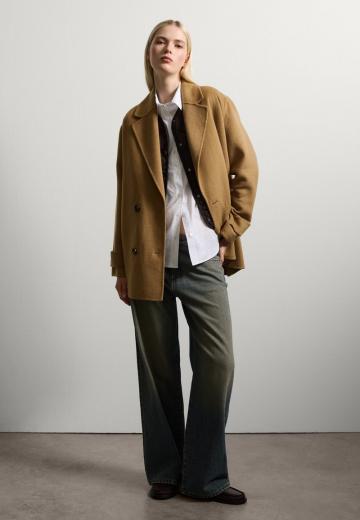 Короткое пальто