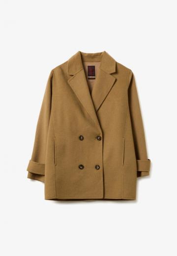 Короткое пальто