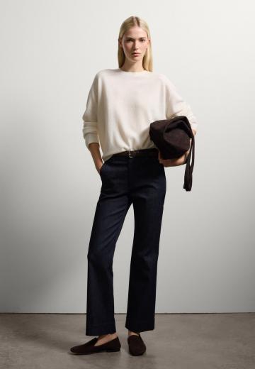 Клешеные джинсы