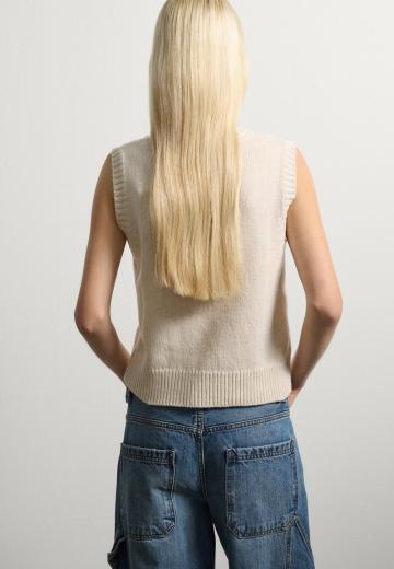 Пуловер без рукавов