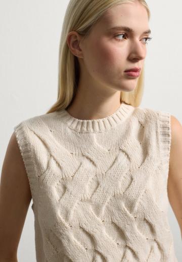 Пуловер без рукавов