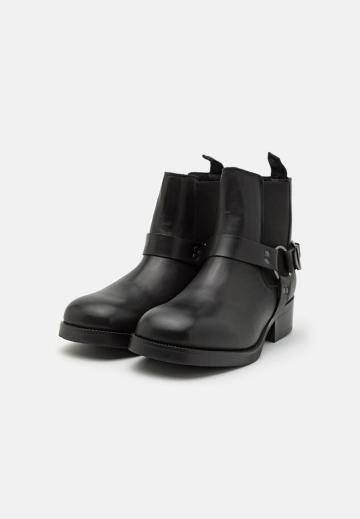 Ковбойские сапоги