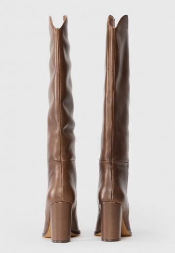 Высокие сапоги