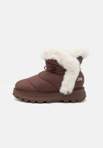 Зимние ботинки