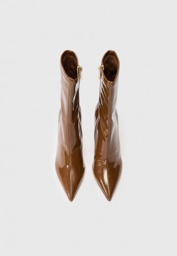 Высокие сапоги