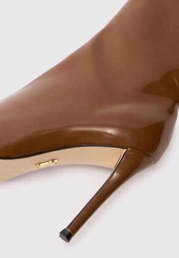 Высокие сапоги