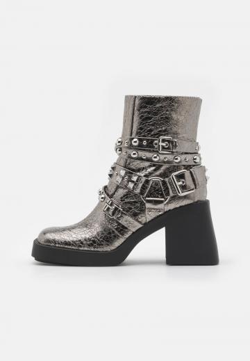 Ковбойские сапожки