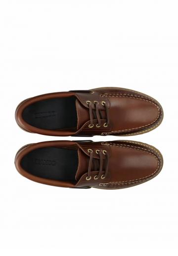 Ботинки на шнуровке