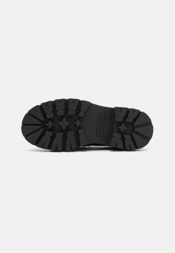 Полуботинки