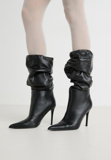 Высокие сапоги