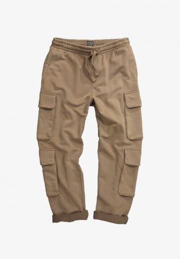 Брюки с накладными карманами