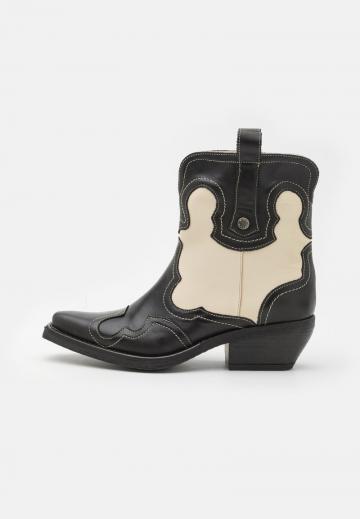 Полусапожки