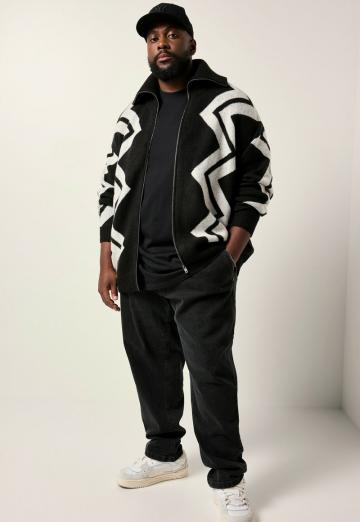 Вязаная кофта