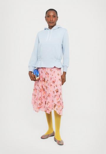 Пуловер с капюшоном