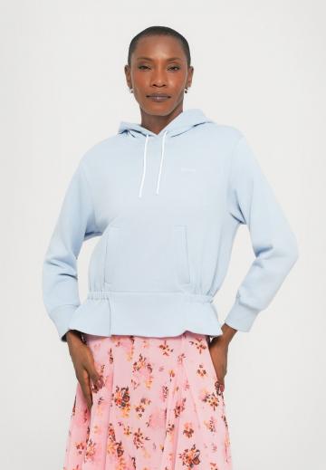 Пуловер с капюшоном