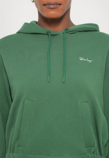 Пуловер с капюшоном