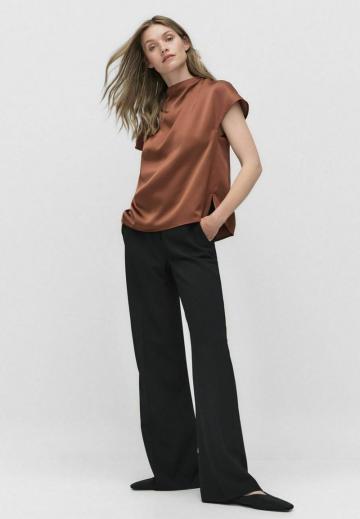 Атласная блузка