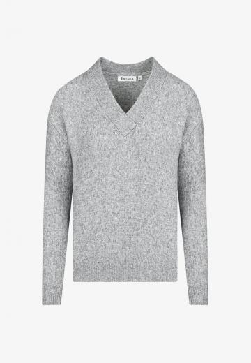 Пуловер с вырезом V