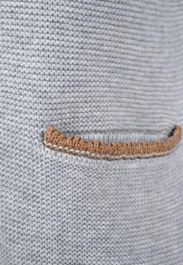 Вязаная кофта