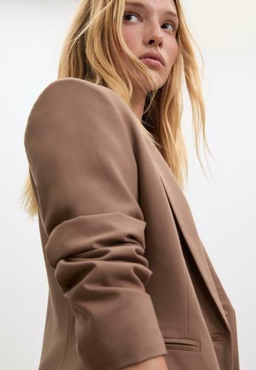 Длинный блейзер