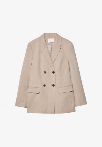 Короткое пальто