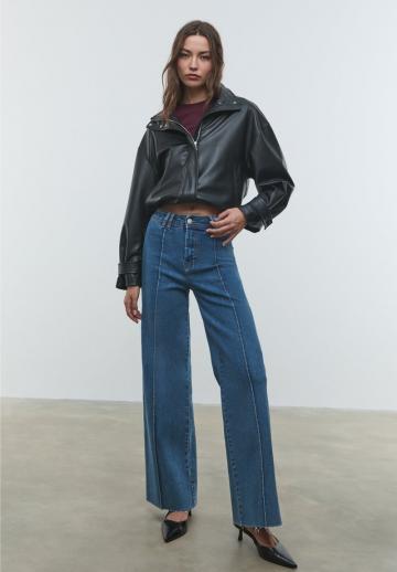 Клешеные джинсы