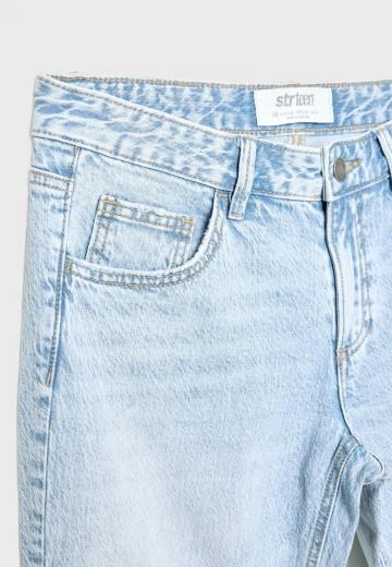 Клешеные джинсы